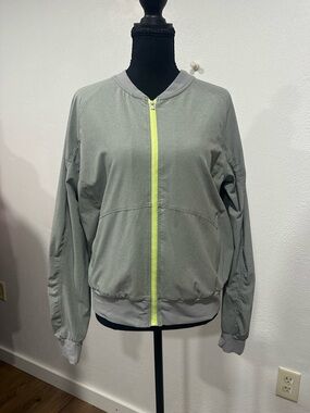 Stori Light Gray Jacket with Neon Yellow Zip